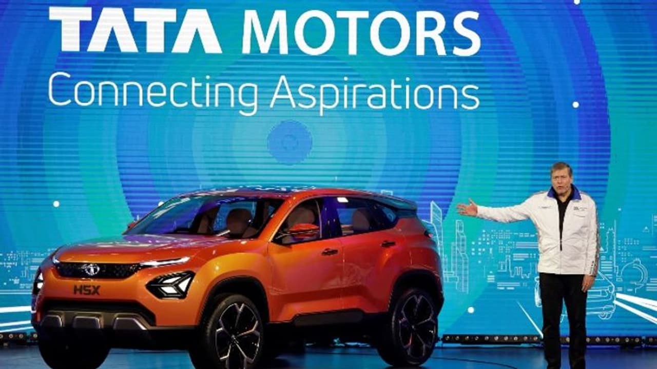 ടാറ്റയുടെ നെഞ്ചിടിപ്പ് കൂട്ടി എസ് ആന്റ് പി റേറ്റിംഗ്സ്: മൂഡീസ് റിപ്പോർട്ടിലും വ്യവസായ രംഗത്ത് ആശങ്ക ടാറ്റയുടെ നെഞ്ചിടിപ്പ് കൂട്ടി എസ് ആന്റ് പി റേറ്റിംഗ്സ്: മൂഡീസ് റിപ്പോർട്ടിലും വ്യവസായ രംഗത്ത് ആശങ്ക