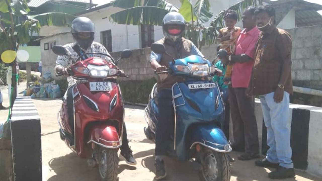 പത്തുവര്ഷത്തെ കാത്തിരിപ്പ്; എംജി കോളനിയിലേക്കുള്ള നടപ്പാലം യാതാര്ത്ഥ്യമായി പത്തുവര്ഷത്തെ കാത്തിരിപ്പ്; എംജി കോളനിയിലേക്കുള്ള നടപ്പാലം യാതാര്ത്ഥ്യമായി