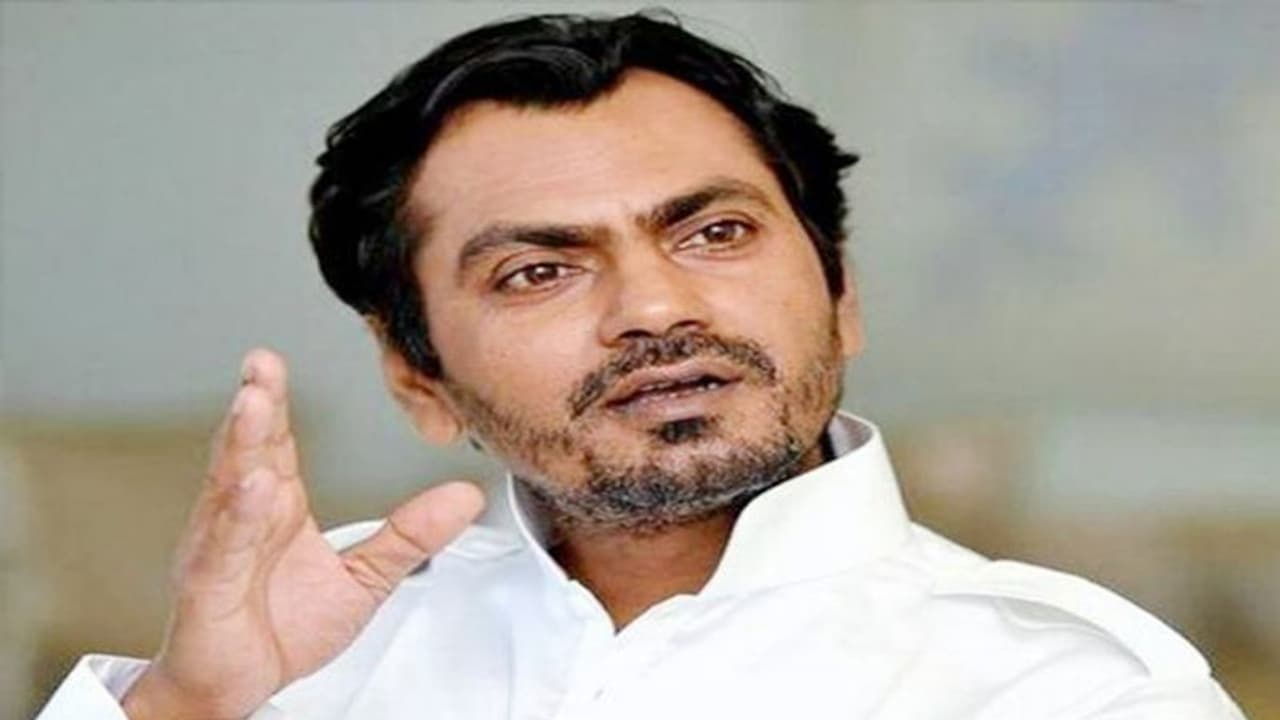 एक्टर नवाजुद्दीन और उनके परिवार की गिरफ्तारी पर हाईकोर्ट ने लगाई रोक, यौन शोषण मामले में विवेचना रहेगी जारी एक्टर नवाजुद्दीन और उनके परिवार की गिरफ्तारी पर हाईकोर्ट ने लगाई रोक, यौन शोषण मामले में विवेचना रहेगी जारी