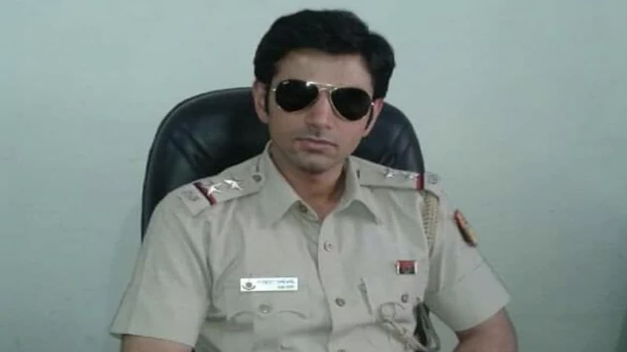 మహిళపై లైంగిక వేధింపులు: ఎస్ఐ అరెస్ట్ మహిళపై లైంగిక వేధింపులు: ఎస్ఐ అరెస్ట్