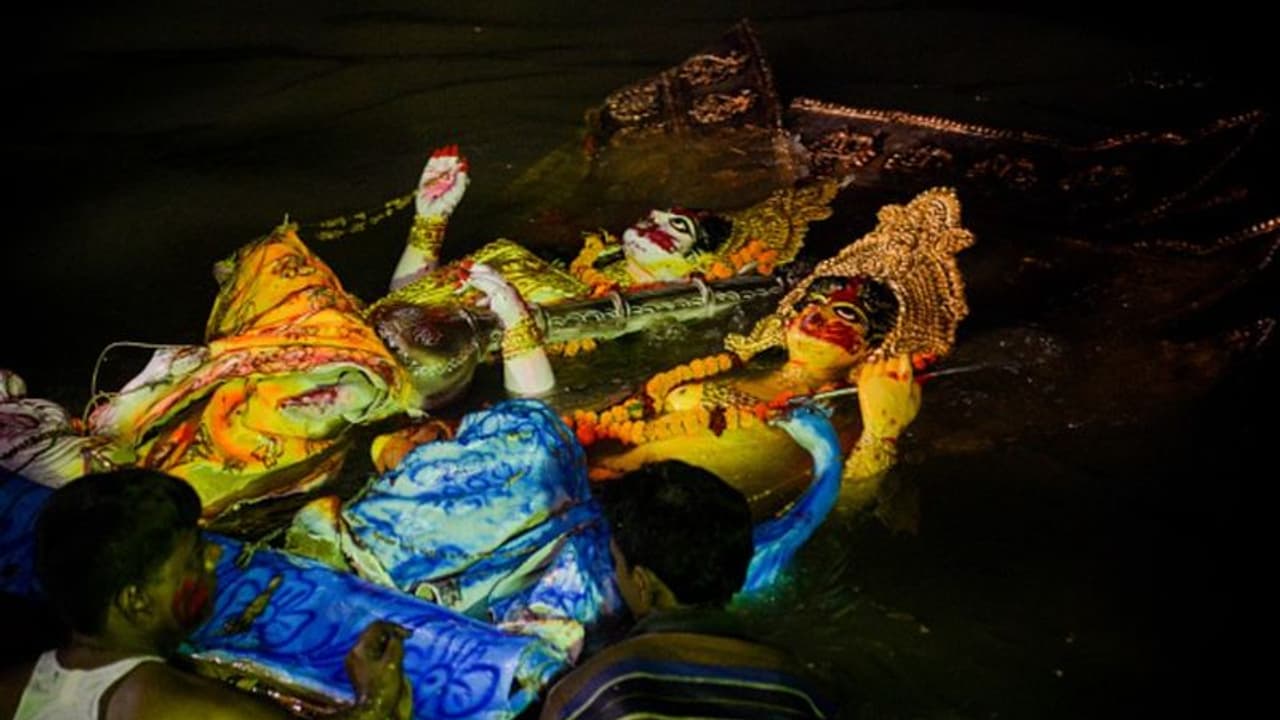 'তালিবানি শাসন চালাচ্ছেন মুখ্যমন্ত্রী' ভাসানের মিছিলে পুলিশের গুলিচালনার অভিযোগ, মৃত ১ 'তালিবানি শাসন চালাচ্ছেন মুখ্যমন্ত্রী' ভাসানের মিছিলে পুলিশের গুলিচালনার অভিযোগ, মৃত ১