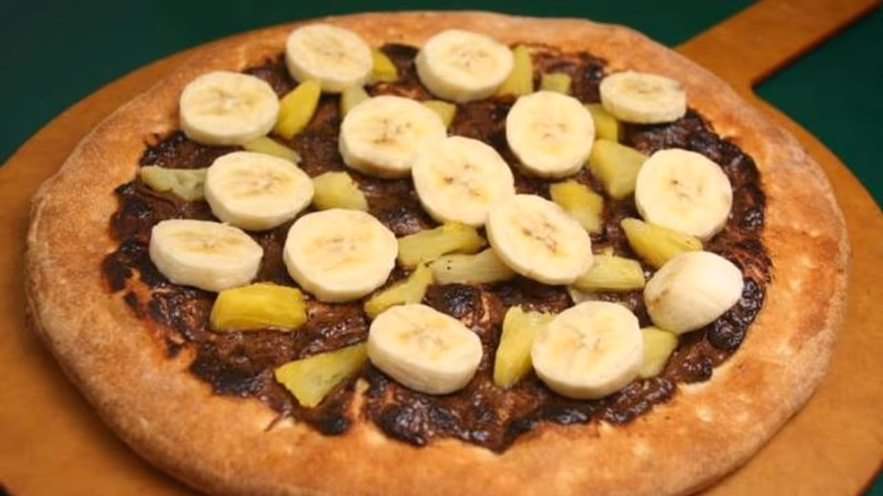 നിങ്ങള് കഴിച്ചിട്ടുള്ളതില് വച്ചേറ്റവും വിചിത്രമായ ഭക്ഷണം ഏതാണ്? നിങ്ങള് കഴിച്ചിട്ടുള്ളതില് വച്ചേറ്റവും വിചിത്രമായ ഭക്ഷണം ഏതാണ്?