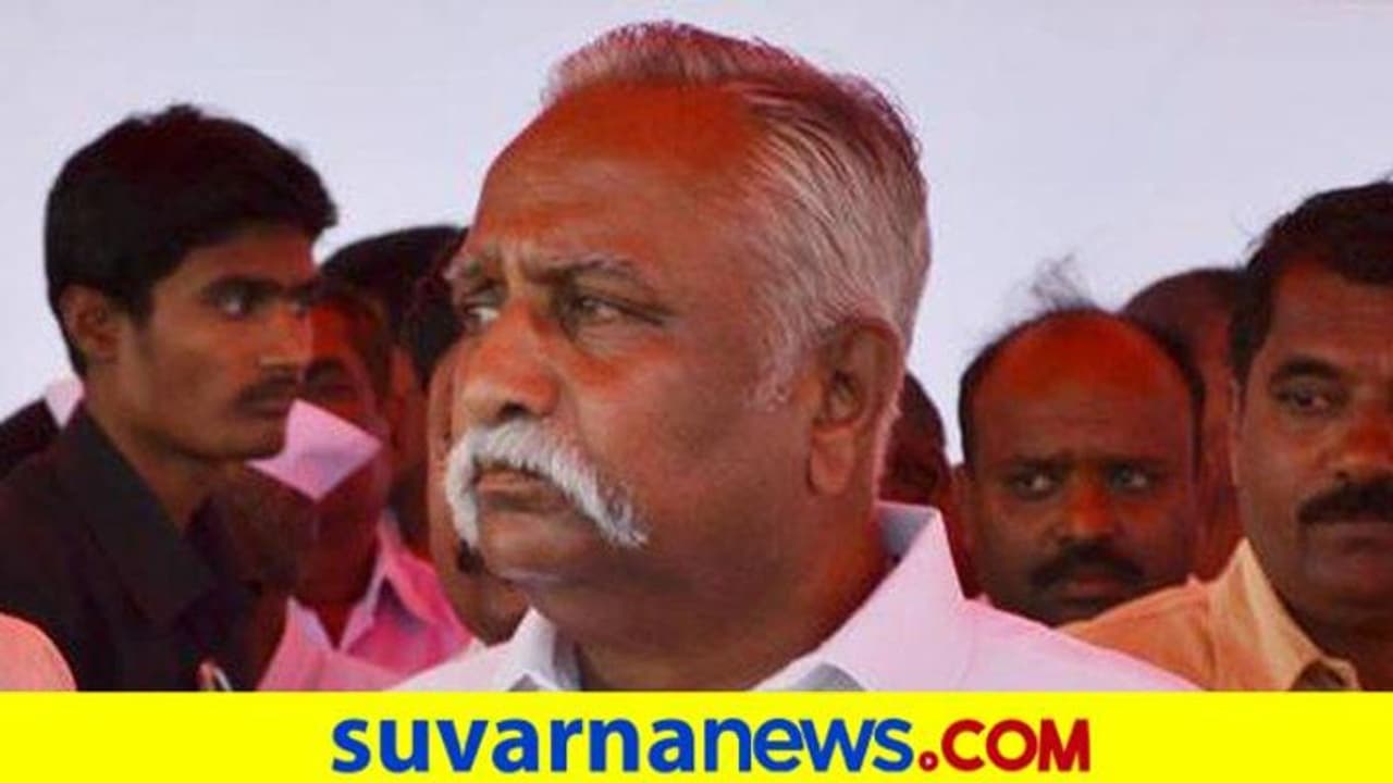 ಚಿಕ್ಕೋಡಿ: ಸರ್ಕಾರಿ ಆಸ್ಪತ್ರೆಗೆ ಸ್ವಂತ ಖರ್ಚಲ್ಲಿ ಸಿಬ್ಬಂದಿ ನೇಮಿಸಿದ ಹುಕ್ಕೇರಿ ಚಿಕ್ಕೋಡಿ: ಸರ್ಕಾರಿ ಆಸ್ಪತ್ರೆಗೆ ಸ್ವಂತ ಖರ್ಚಲ್ಲಿ ಸಿಬ್ಬಂದಿ ನೇಮಿಸಿದ ಹುಕ್ಕೇರಿ