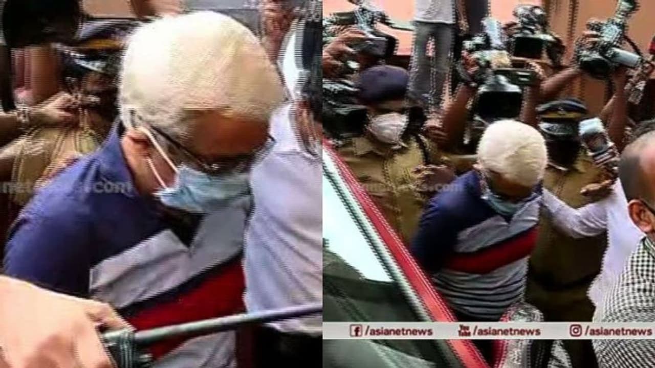 സ്വർണ്ണക്കടത്ത്: കസ്റ്റംസ് കേസിൽ എം ശിവശങ്കറിന് ജാമ്യം സ്വർണ്ണക്കടത്ത്: കസ്റ്റംസ് കേസിൽ എം ശിവശങ്കറിന് ജാമ്യം