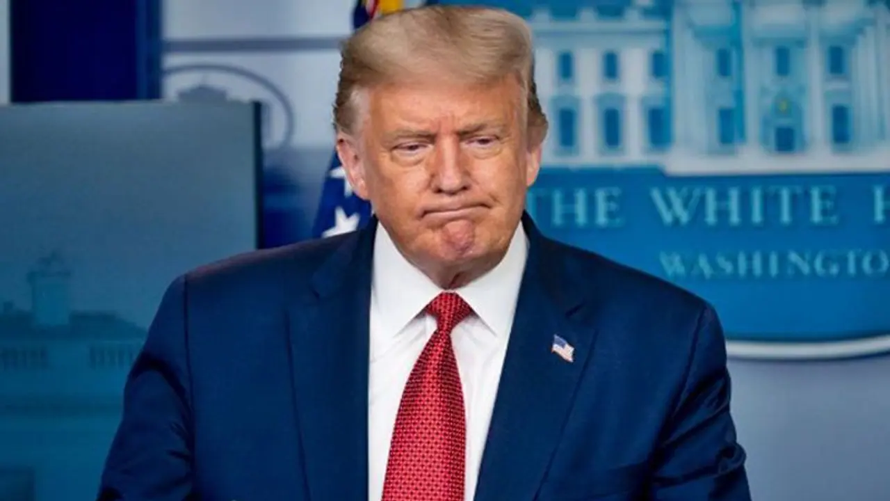 ഡൊണാള്ഡ് ട്രംപിനെ ജനപ്രതിനിധി സഭ വീണ്ടും ഇംപീച്ച് ചെയ്തു; അമേരിക്കന് ചരിത്രത്തില് ആദ്യം ഡൊണാള്ഡ് ട്രംപിനെ ജനപ്രതിനിധി സഭ വീണ്ടും ഇംപീച്ച് ചെയ്തു; അമേരിക്കന് ചരിത്രത്തില് ആദ്യം