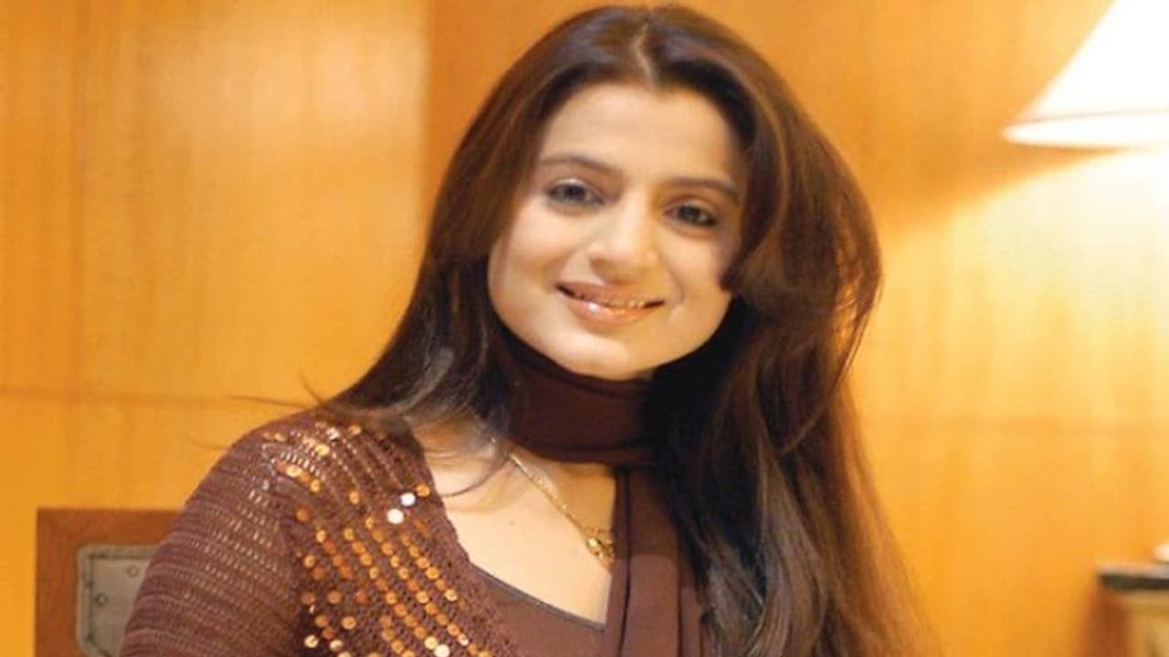 అత్యాచారం చేసి చంపేస్తారేమో అనుకున్నాః అమీషా పటేల్‌ సంచలన వ్యాఖ్యలు