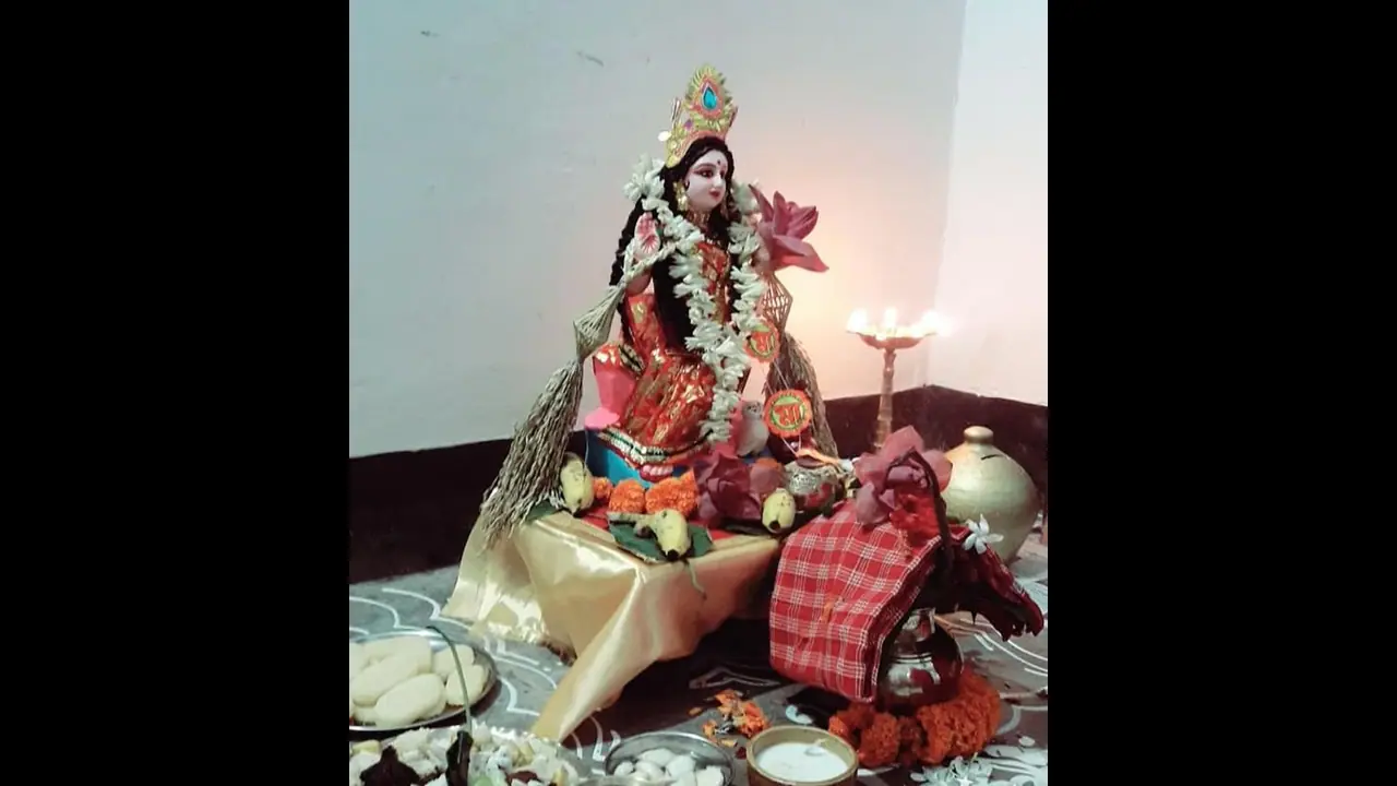 মা লক্ষ্মীকে খুশি করতে পালন করুন এই চার টোটকা, দূর হবে সকল আর্থিক জটিলতা মা লক্ষ্মীকে খুশি করতে পালন করুন এই চার টোটকা, দূর হবে সকল আর্থিক জটিলতা