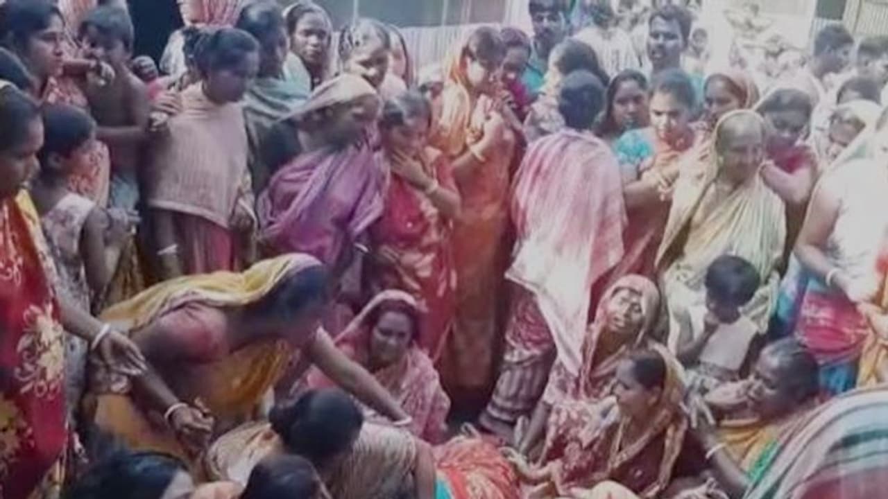 পুজোয় দিদির বাড়িতে এসে বেঘোরে মৃত্যু, নদীতে তলিয়ে গেল দুই বোন