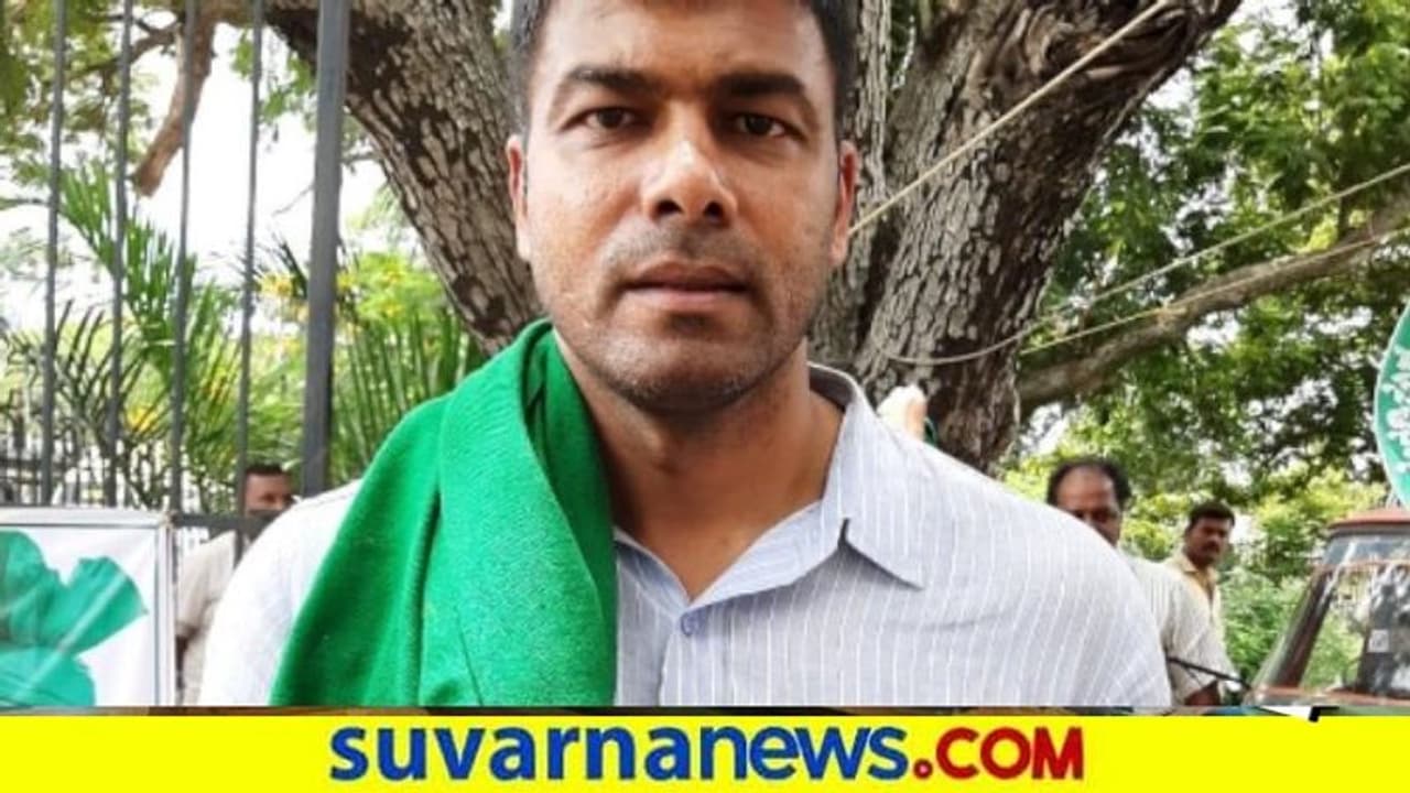 ದರ್ಶನ್ ಪುಟ್ಟಣ್ಣಯ್ಯ ಮತ್ತೆ ರಾಜಕೀಯ ಪ್ರವೇಶ ದರ್ಶನ್ ಪುಟ್ಟಣ್ಣಯ್ಯ ಮತ್ತೆ ರಾಜಕೀಯ ಪ್ರವೇಶ