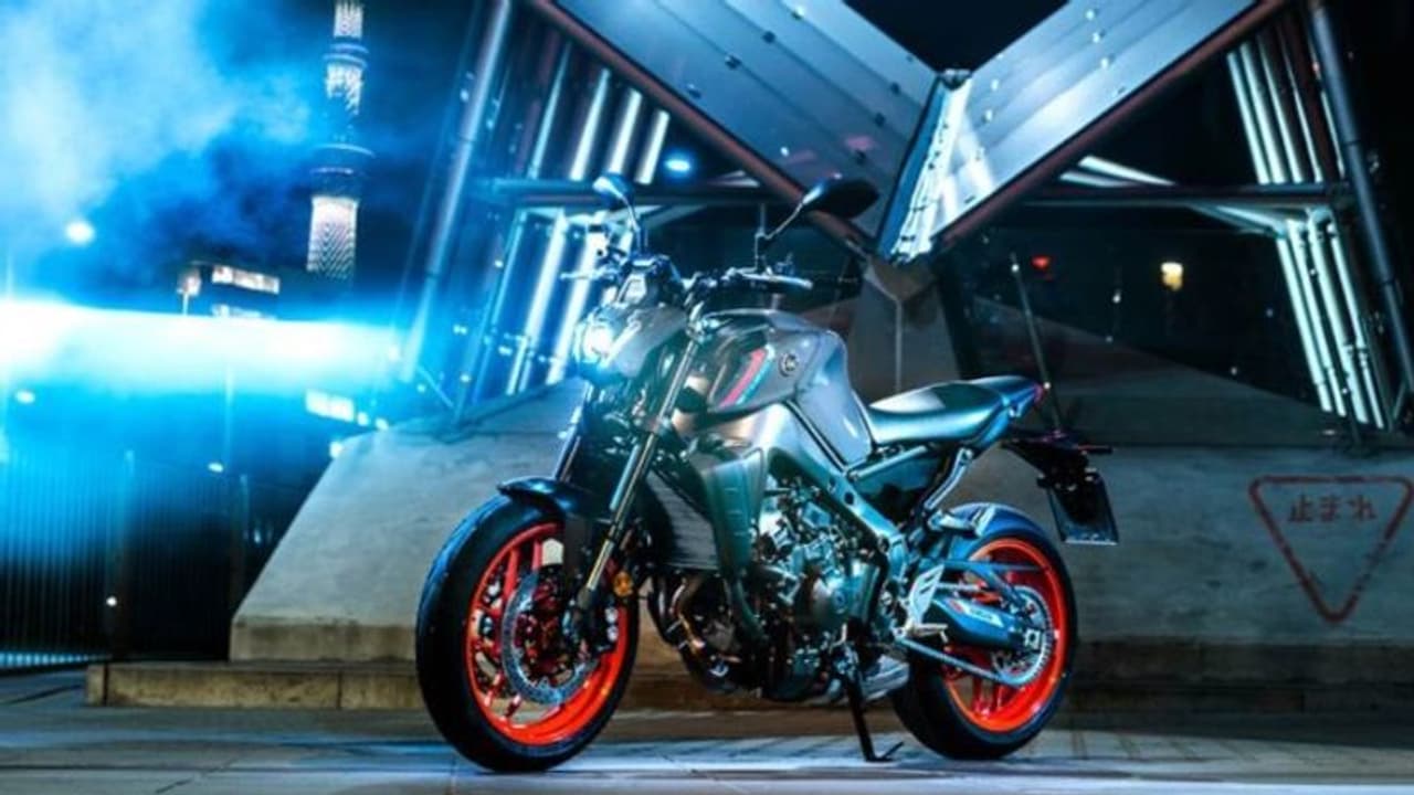 എംടി 09 ന്റെ പുതിയ പതിപ്പ് അവതരിപ്പിച്ച് യമഹ എംടി 09 ന്റെ പുതിയ പതിപ്പ് അവതരിപ്പിച്ച് യമഹ