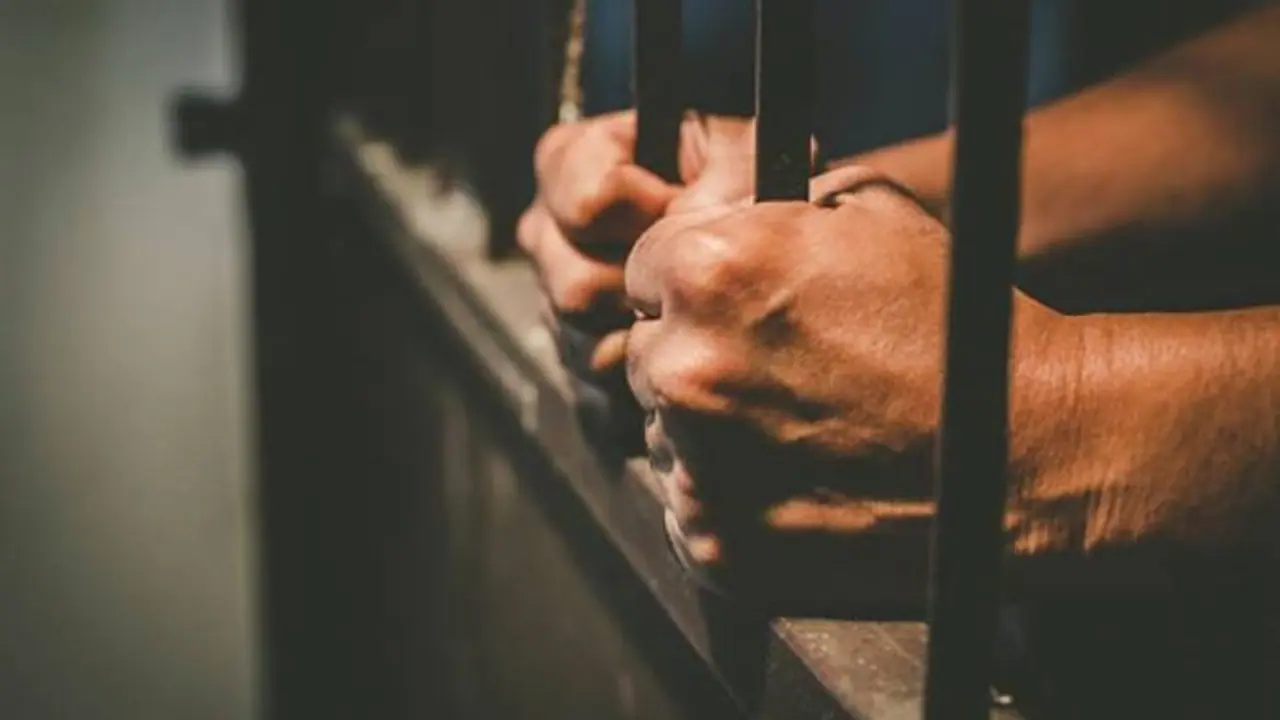 ഐഎസിൽ പ്രവർത്തിച്ച കണ്ണൂർ സ്വദേശിക്ക് ഏഴുവർഷം കഠിന തടവ് ശിക്ഷ ഐഎസിൽ പ്രവർത്തിച്ച കണ്ണൂർ സ്വദേശിക്ക് ഏഴുവർഷം കഠിന തടവ് ശിക്ഷ