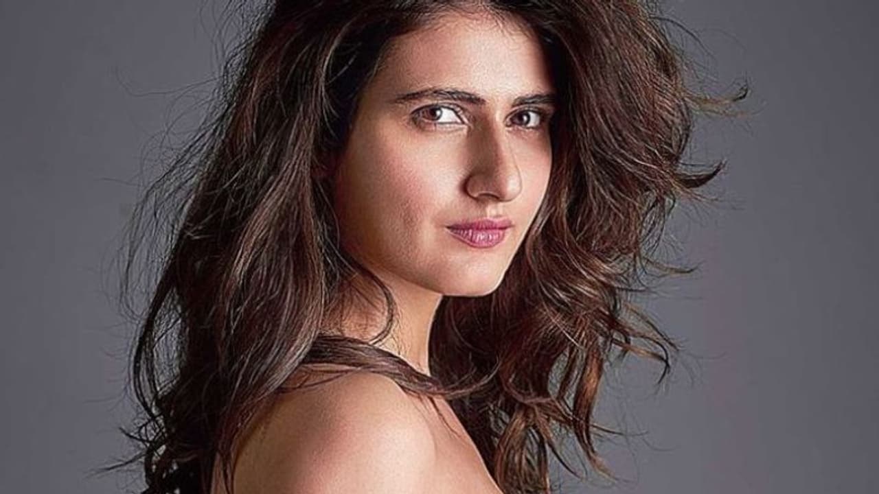 'മൂന്ന് വയസില്‍ ലൈംഗികമായി പീഡിപ്പിക്കപ്പെട്ടു'; വെളിപ്പെടുത്തലുമായി നടി