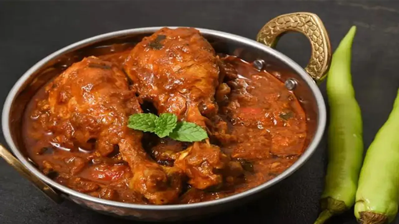 সপ্তাহ শেষে স্বাদ বদলে অনলাইনে খাবার অর্ডার, এবার বাড়িতে বানিয়ে ফেলুন মুঘোল হান্ডি চিকেন সপ্তাহ শেষে স্বাদ বদলে অনলাইনে খাবার অর্ডার, এবার বাড়িতে বানিয়ে ফেলুন মুঘোল হান্ডি চিকেন