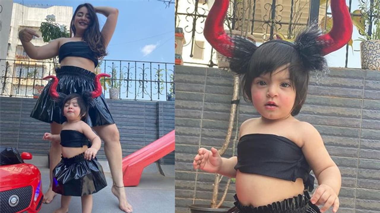 बेटी के सिर पर लगाए लाल सिंग, पहनाई काली ड्रेस, हेलोवीन डे पर यूं दिखी बालिका वधू की एक्ट्रेस की लाडली बेटी के सिर पर लगाए लाल सिंग, पहनाई काली ड्रेस, हेलोवीन डे पर यूं दिखी बालिका वधू की एक्ट्रेस की लाडली