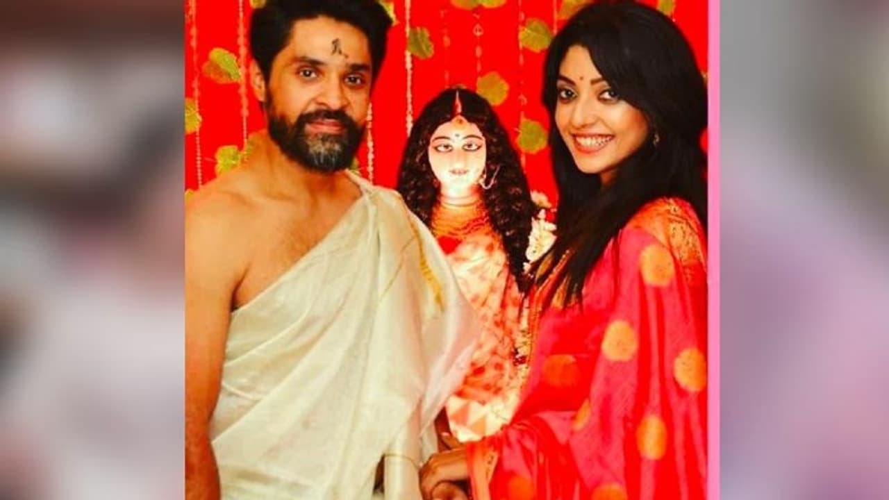 'লক্ষ্মী ঠাকুরের কি অস্তিত্ব আছে', নেটিজেনকে কড়া জবাব দেবলীনার 'লক্ষ্মী ঠাকুরের কি অস্তিত্ব আছে', নেটিজেনকে কড়া জবাব দেবলীনার