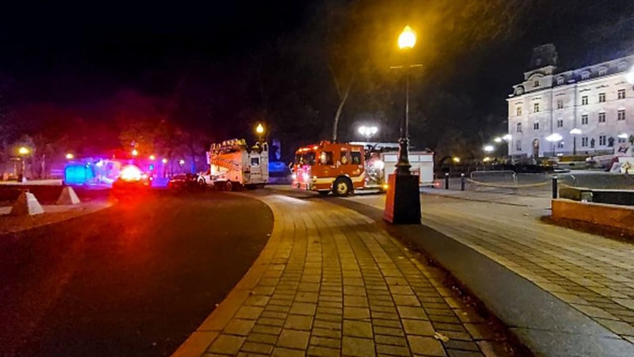 হ্যালোইনের রাতে রাজপথে বিভীষিকা, খোলা তরবারির আঘাতে হত ২, আহত ৫ হ্যালোইনের রাতে রাজপথে বিভীষিকা, খোলা তরবারির আঘাতে হত ২, আহত ৫