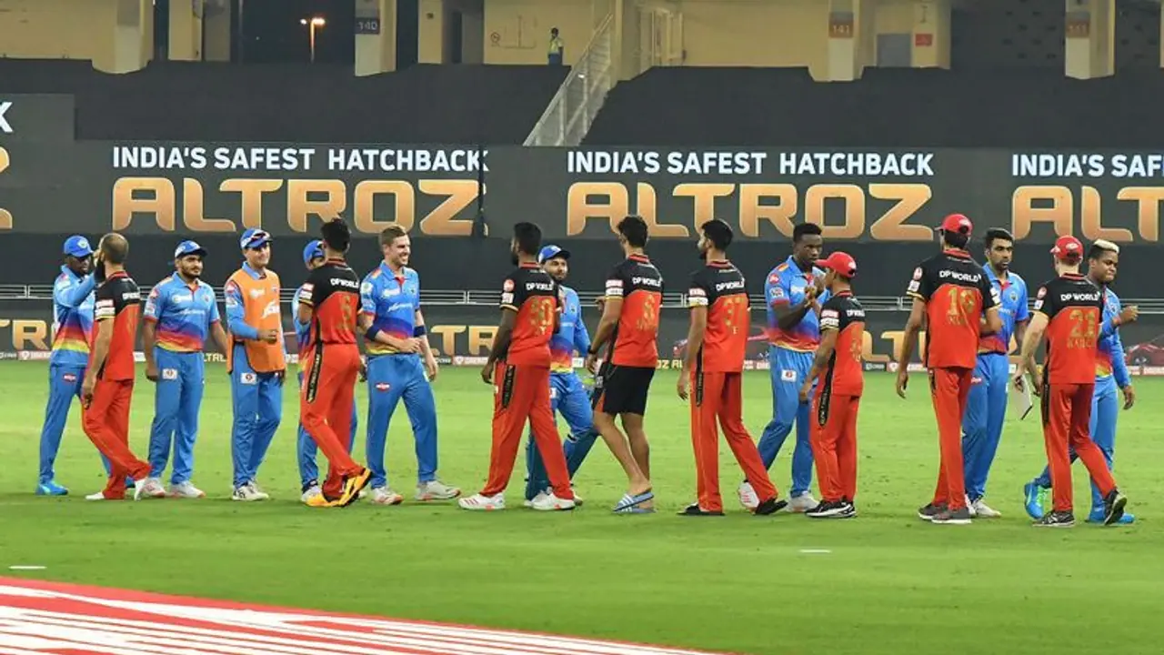 IPL 2020: ಆರ್ಸಿಬಿ ವಿರುದ್ಧ ಟಾಸ್ ಗೆದ್ದ ಡೆಲ್ಲಿ, ತಂಡದಲ್ಲಿ 3 ಬದಲಾವಣೆ! IPL 2020: ಆರ್ಸಿಬಿ ವಿರುದ್ಧ ಟಾಸ್ ಗೆದ್ದ ಡೆಲ್ಲಿ, ತಂಡದಲ್ಲಿ 3 ಬದಲಾವಣೆ!