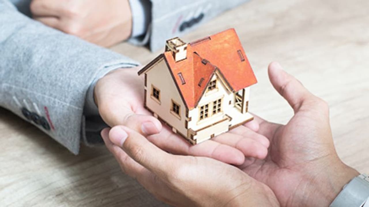 Good news for home buyers; home loans get cheaper Good news for home buyers; home loans get cheaper