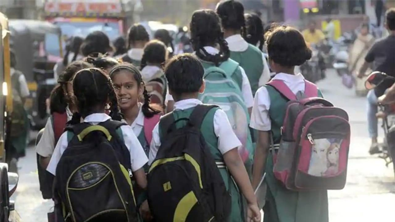 Private Schools Association: ಸರ್ಕಾರಕ್ಕೆ ‌ಬಿಸಿ ಮುಟ್ಟಿಸಲು ಮುಂದಾದ ಖಾಸಗಿ ಶಾಲಾ ಒಕ್ಕೂಟ