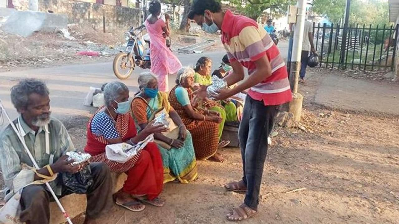 How a Chennai man has spent his entire savings to ensure the none stays hungry