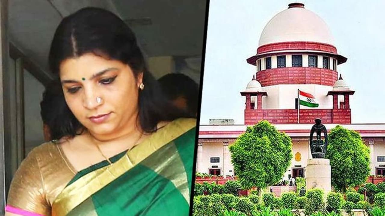 SC dismisses Saritha Nair's plea against Rahul's Wayanad election