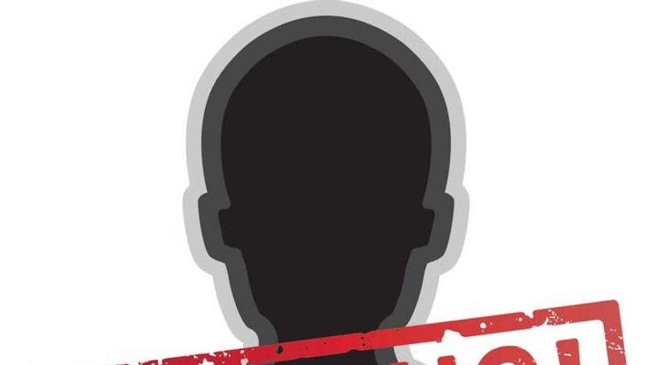 అడవిలో అదృశ్యమైన బ్యాంక్ ఉద్యోగులు క్షేమం: ఊపిరి పీల్చుకొన్న ఫ్యామిలీ మెంబర్స్ అడవిలో అదృశ్యమైన బ్యాంక్ ఉద్యోగులు క్షేమం: ఊపిరి పీల్చుకొన్న ఫ్యామిలీ మెంబర్స్