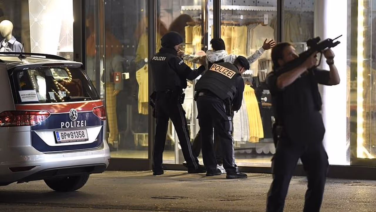 Vienna terror attack: Islamic State claims responsibility for deadly attack that killed 4 Vienna terror attack: Islamic State claims responsibility for deadly attack that killed 4