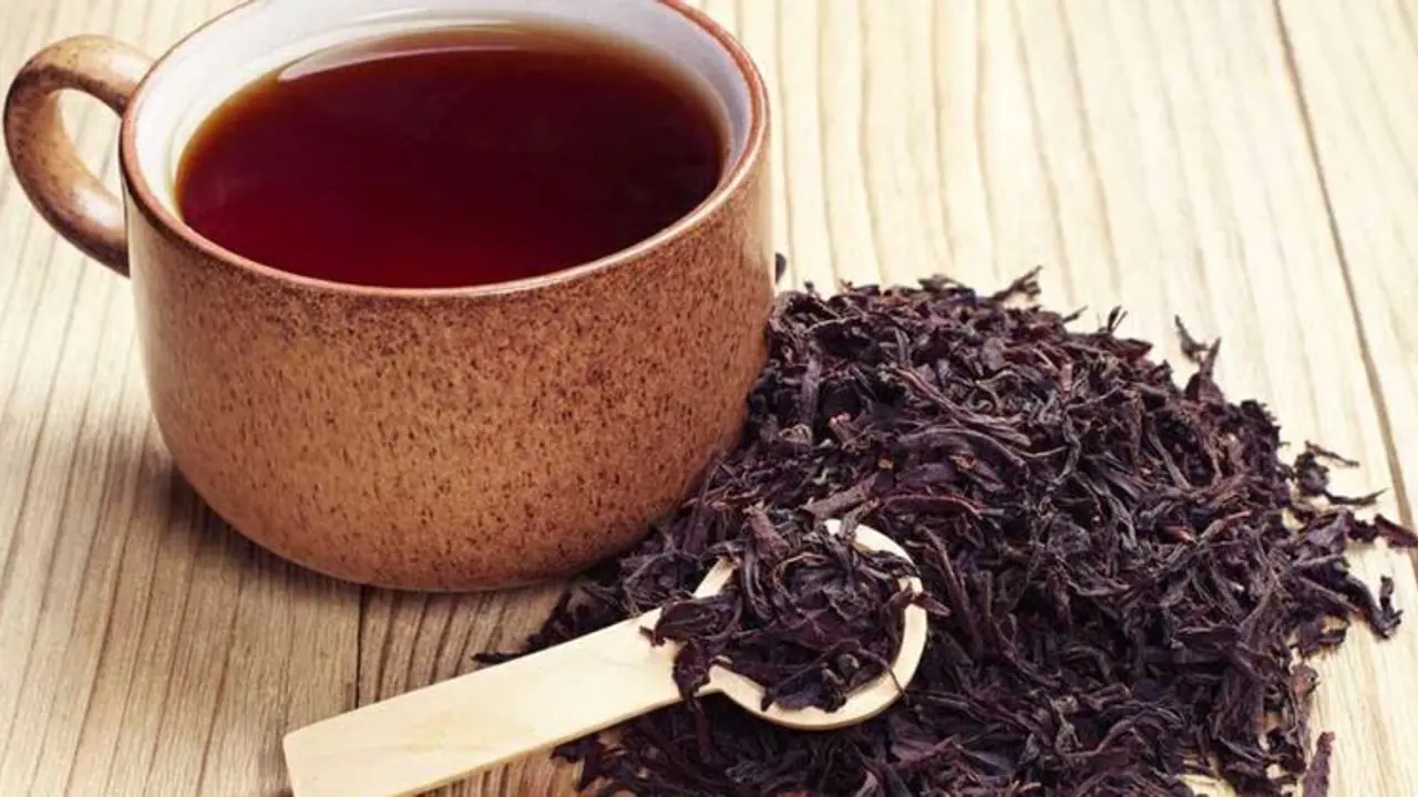 আপনার চায়ে কি ভেজাল আছে, কিভাবে চিনবেন আসল ও নকল চা পাতা