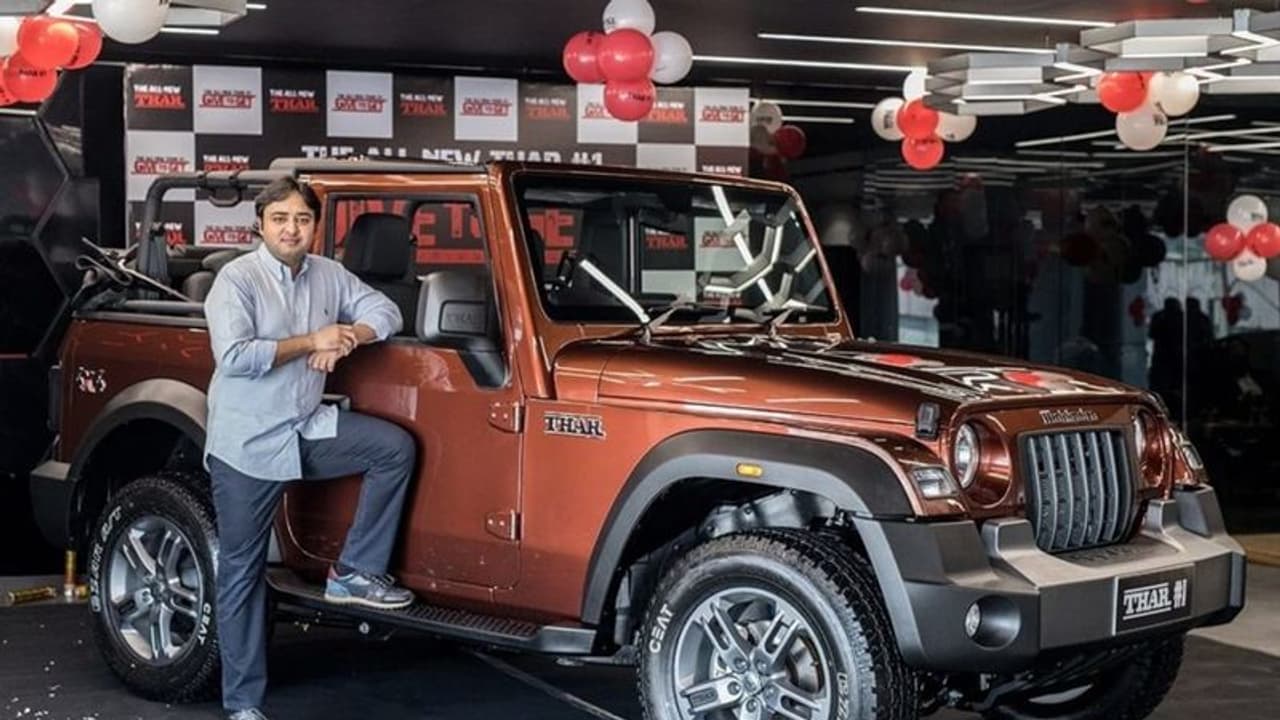 നല്കിയത് 1.11 കോടി, ആദ്യ ഉടമയുടെ വീട്ടില് ഥാര് എത്തി! നല്കിയത് 1.11 കോടി, ആദ്യ ഉടമയുടെ വീട്ടില് ഥാര് എത്തി!