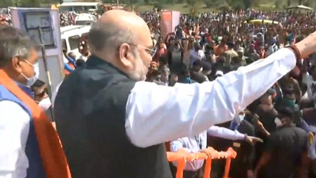 Amit Shah at Bankura; pays tributes to Birsa Munda Amit Shah at Bankura; pays tributes to Birsa Munda