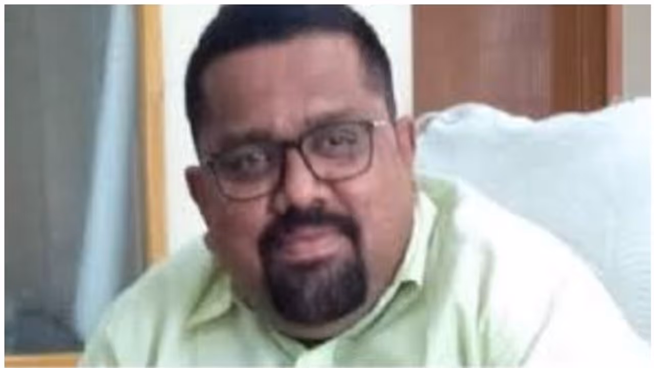 എംബിബിഎസ് സീറ്റ് തട്ടിപ്പ് ; കാത്തലിക് ഫോറം പ്രസിഡന്റ് ബിനു ചാക്കോയ്ക്കെതിരെ കൂടുതൽ പരാതികൾ എംബിബിഎസ് സീറ്റ് തട്ടിപ്പ് ; കാത്തലിക് ഫോറം പ്രസിഡന്റ് ബിനു ചാക്കോയ്ക്കെതിരെ കൂടുതൽ പരാതികൾ