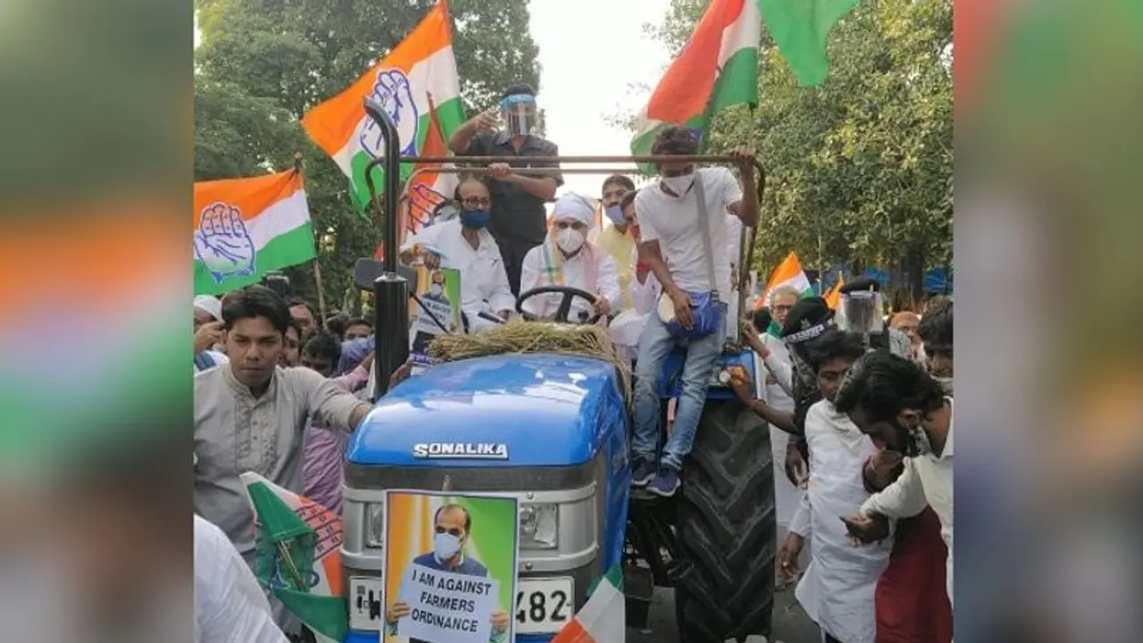 'বাম কংগ্রেস জোটই উৎখাত করবে মোদী মমতা', কৃষি আইনের প্রতিবাদে গর্জে উঠলেন অধীর
