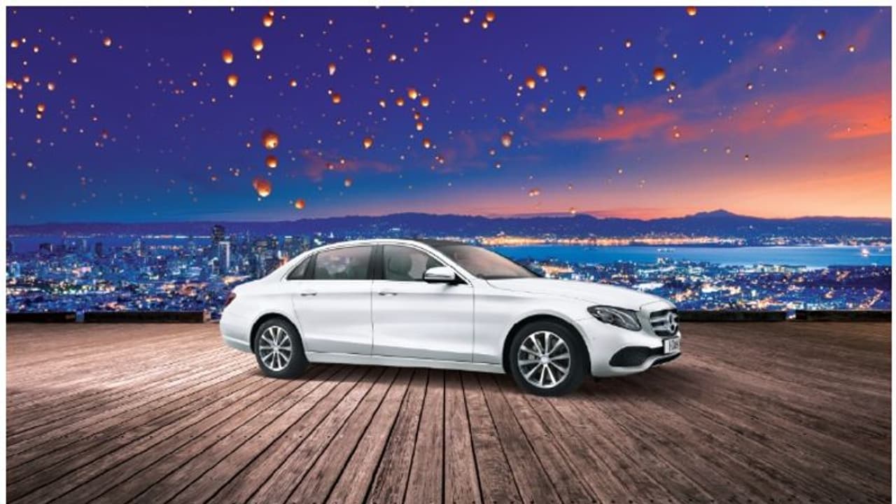 ഈ ഉത്സവ കാലം, പുത്തന് മെഴ്സിഡസ് ബെൻസ് ഇ ക്ലാസ് സ്വന്തമാക്കാന് നല്ലകാലം! ഈ ഉത്സവ കാലം, പുത്തന് മെഴ്സിഡസ് ബെൻസ് ഇ ക്ലാസ് സ്വന്തമാക്കാന് നല്ലകാലം!