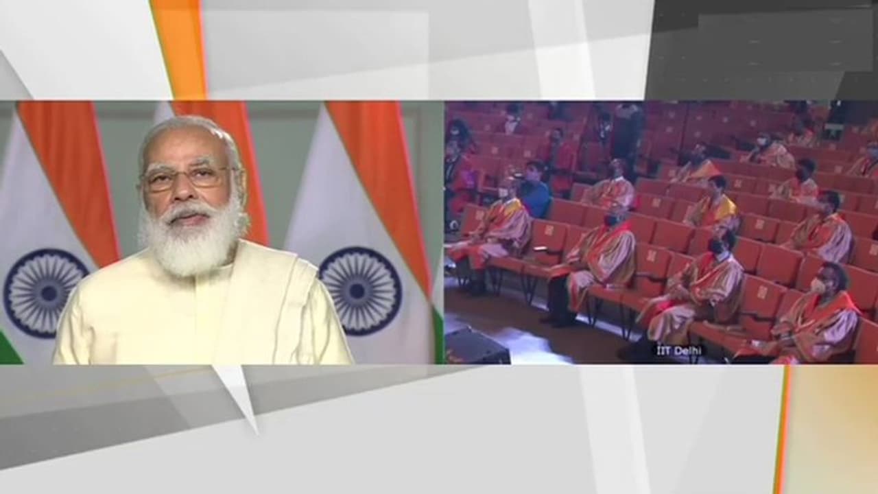 IIT दिल्ली 51वां दीक्षांत समारोह : PM बोले कोरोना ने हमें सिखाया, वैश्विकरण के साथ आत्मनिर्भरता भी जरूरी IIT दिल्ली 51वां दीक्षांत समारोह : PM बोले कोरोना ने हमें सिखाया, वैश्विकरण के साथ आत्मनिर्भरता भी जरूरी