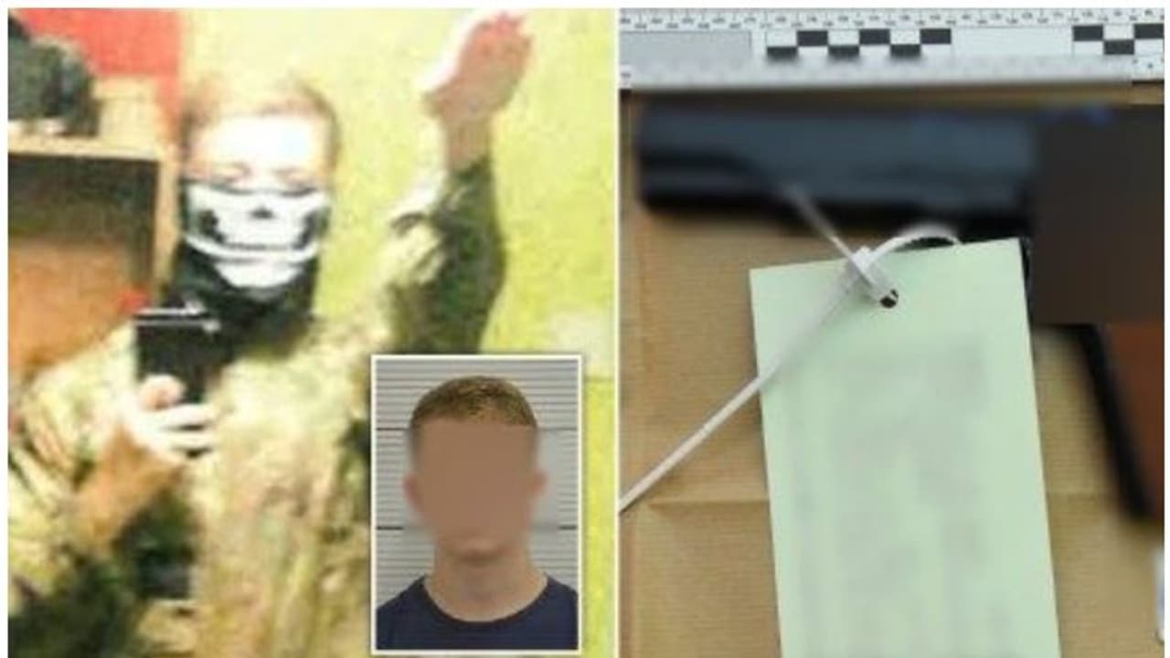 നവനാസികൾക്കു വേണ്ടി ആയുധങ്ങൾ നിർമിക്കാൻ സന്നദ്ധത പ്രകടിപ്പിച്ച പതിനേഴുകാരനെ ഭീകരവാദത്തിന് തുറുങ്കിലടച്ചു നവനാസികൾക്കു വേണ്ടി ആയുധങ്ങൾ നിർമിക്കാൻ സന്നദ്ധത പ്രകടിപ്പിച്ച പതിനേഴുകാരനെ ഭീകരവാദത്തിന് തുറുങ്കിലടച്ചു