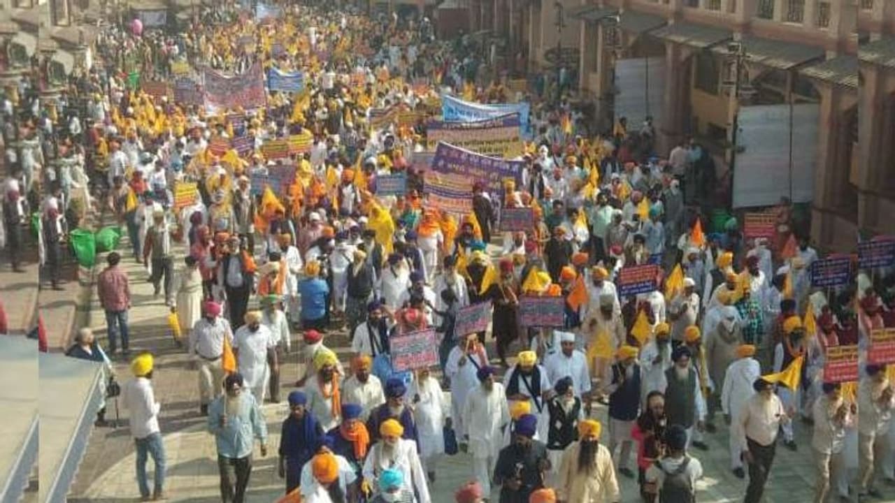 श्रीगुरु ग्रंथ साहिब के 328 पावन स्वरूपों के गायब होने के मामले ने तूल पकड़ा श्रीगुरु ग्रंथ साहिब के 328 पावन स्वरूपों के गायब होने के मामले ने तूल पकड़ा