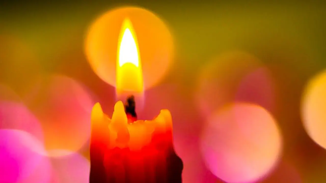 হোমওয়ার্ক না করার 'শাস্তি', শিশুর গায়ে গরম মোম ঢাললেন গৃহশিক্ষক হোমওয়ার্ক না করার 'শাস্তি', শিশুর গায়ে গরম মোম ঢাললেন গৃহশিক্ষক