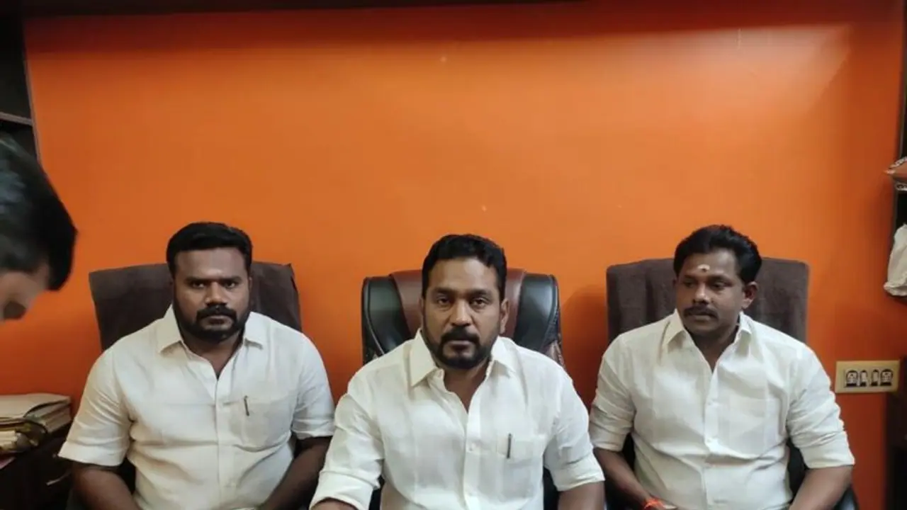 அமைச்சர் உதயக்குமார் வீட்டை முற்றுகையிட போவதாக திமுக அறிவிப்பு..! பரபரப்பை கிளப்பும் மதுரை திமுக..! அமைச்சர் உதயக்குமார் வீட்டை முற்றுகையிட போவதாக திமுக அறிவிப்பு..! பரபரப்பை கிளப்பும் மதுரை திமுக..!