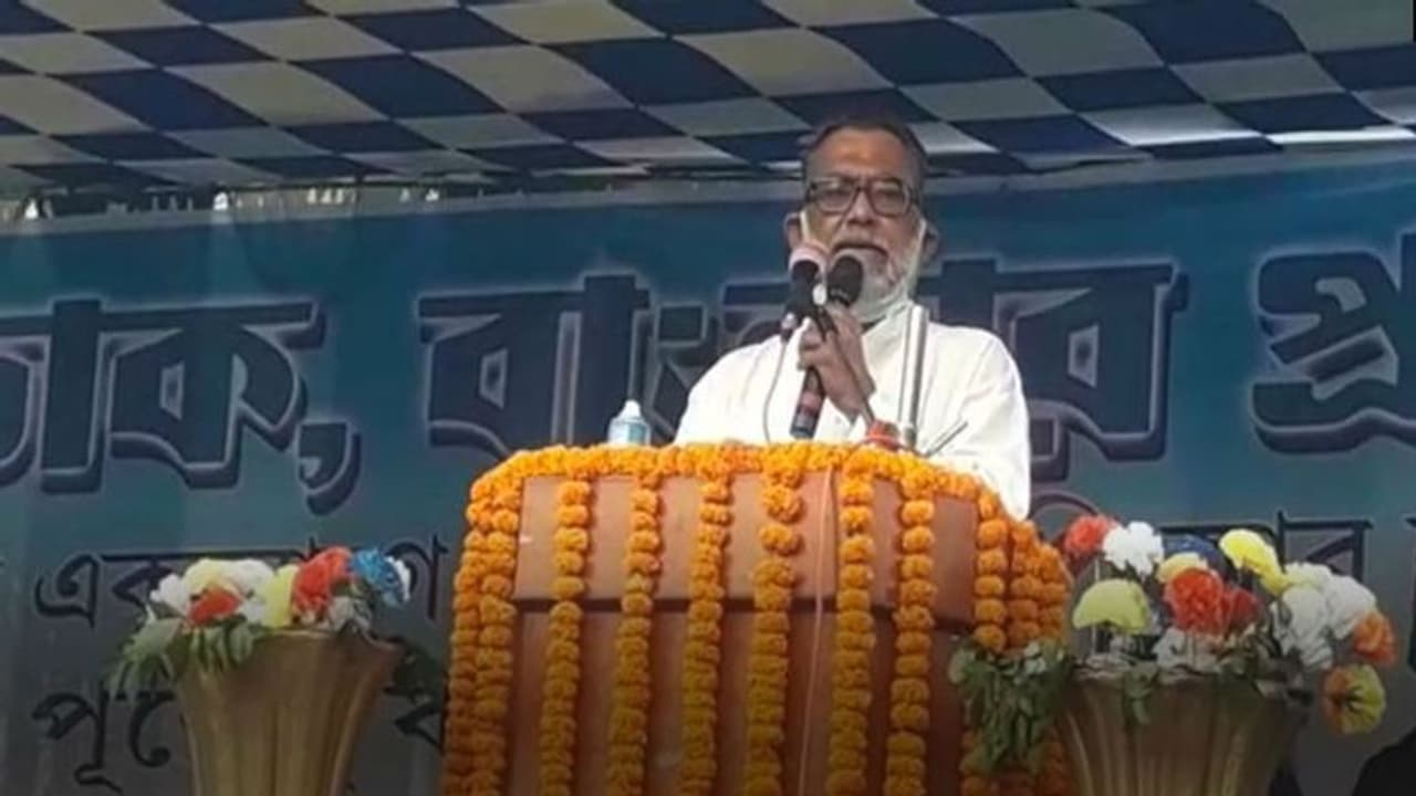 তৃণমূল বনাম তৃণমূল, শুভেন্দুর সমর্থনে বিক্ষুব্ধদের সভা, তৃণমূলের সমর্থনে মন্ত্রীর প্রচারে জমজমাট পুরুলিয়া