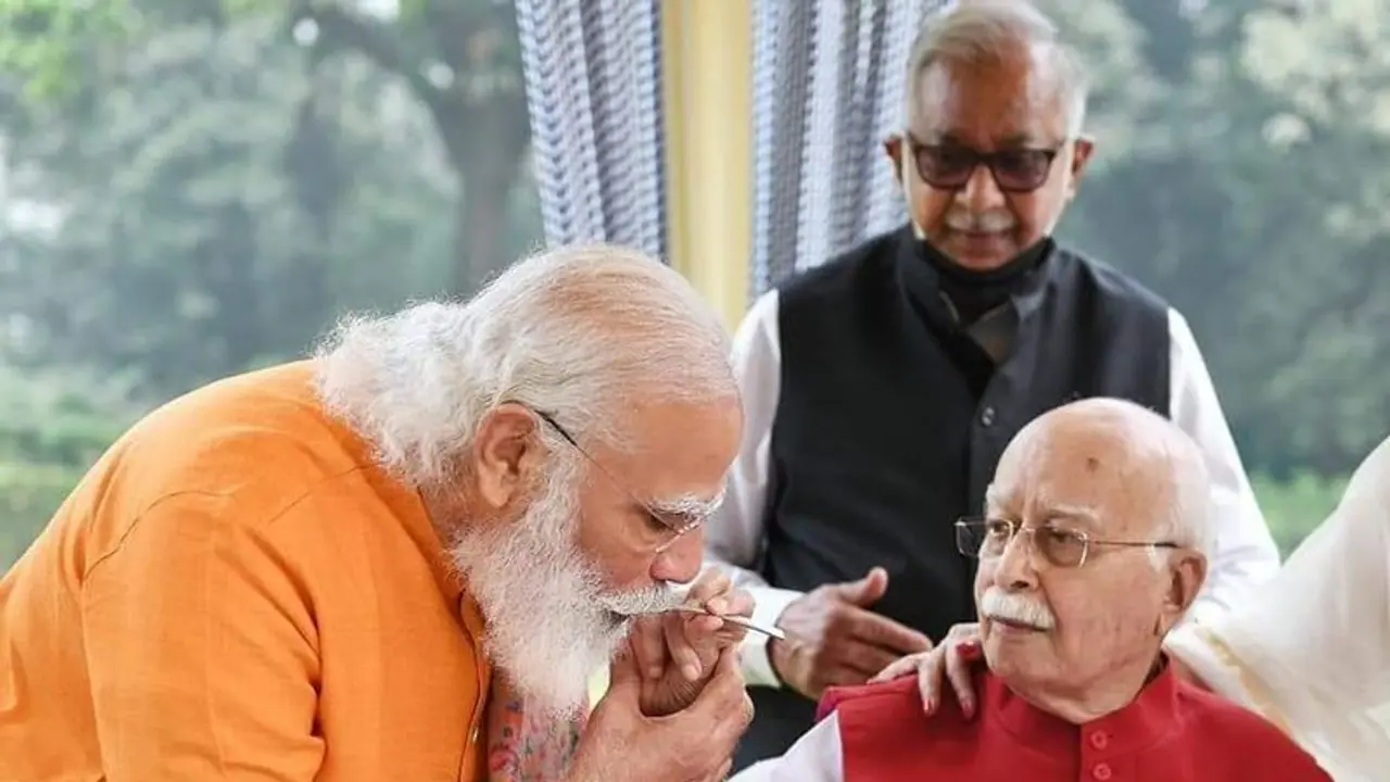 Karnataka BJP leader seeks Bharat Ratna for LK Advani