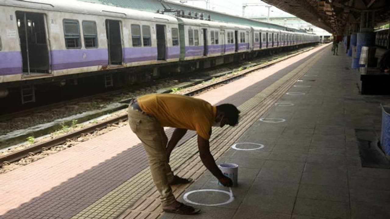 West Bengal: South Eastern Railway to run 14 additional local trains from today