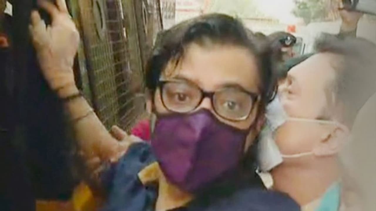 Arnab Goswami moves Supreme Court after HC denies him bail