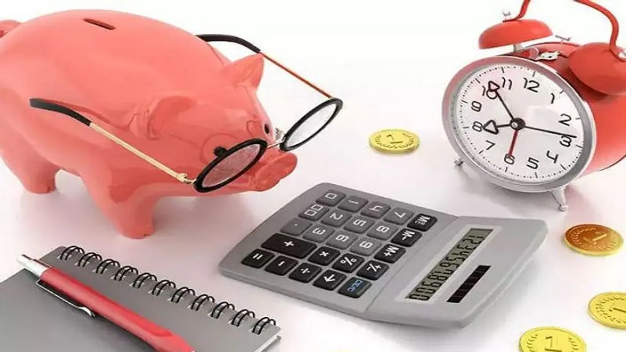 പിഎഫ് ആണോ എഫ്ഡി ആണോ മികച്ചത്? പണം ഏത് അക്കൗണ്ടിൽ സൂക്ഷിക്കണം എന്നറിയാം 