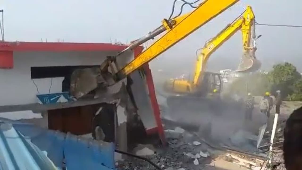 ದೇವಾಲಯ ಉಳಿಸಲು ಸಹಿ ಸಂಗ್ರಹ ಅಭಿಯಾನ ದೇವಾಲಯ ಉಳಿಸಲು ಸಹಿ ಸಂಗ್ರಹ ಅಭಿಯಾನ