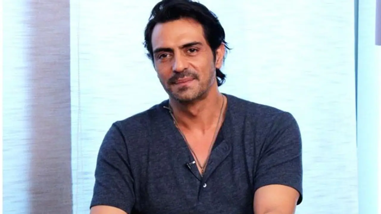 अर्जुन रामपाल के घर से मिलीं बैन दवाइयां, 11 नवंबर को एनसीबी एक्टर और उनकी लिव पार्टनर से करेगी पूछताछ अर्जुन रामपाल के घर से मिलीं बैन दवाइयां, 11 नवंबर को एनसीबी एक्टर और उनकी लिव पार्टनर से करेगी पूछताछ