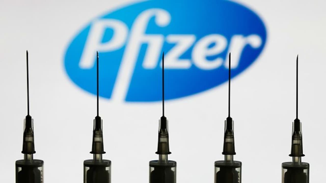 ಕೊರೋನಾ ಅಟ್ಟಹಾಸ: ತುರ್ತು ಬಳಕೆಗೆ ಅನುಮತಿ ಕೋರಿದ ವಿಶ್ವದ ಮೊದಲ ಲಸಿಕೆ!