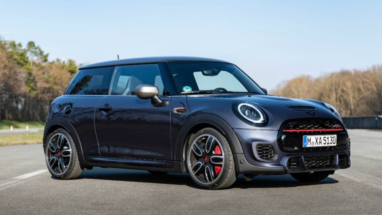 കൂപ്പറിന്‍റെ സ്വന്തം മിനി പുത്തന്‍ രൂപത്തില്‍!