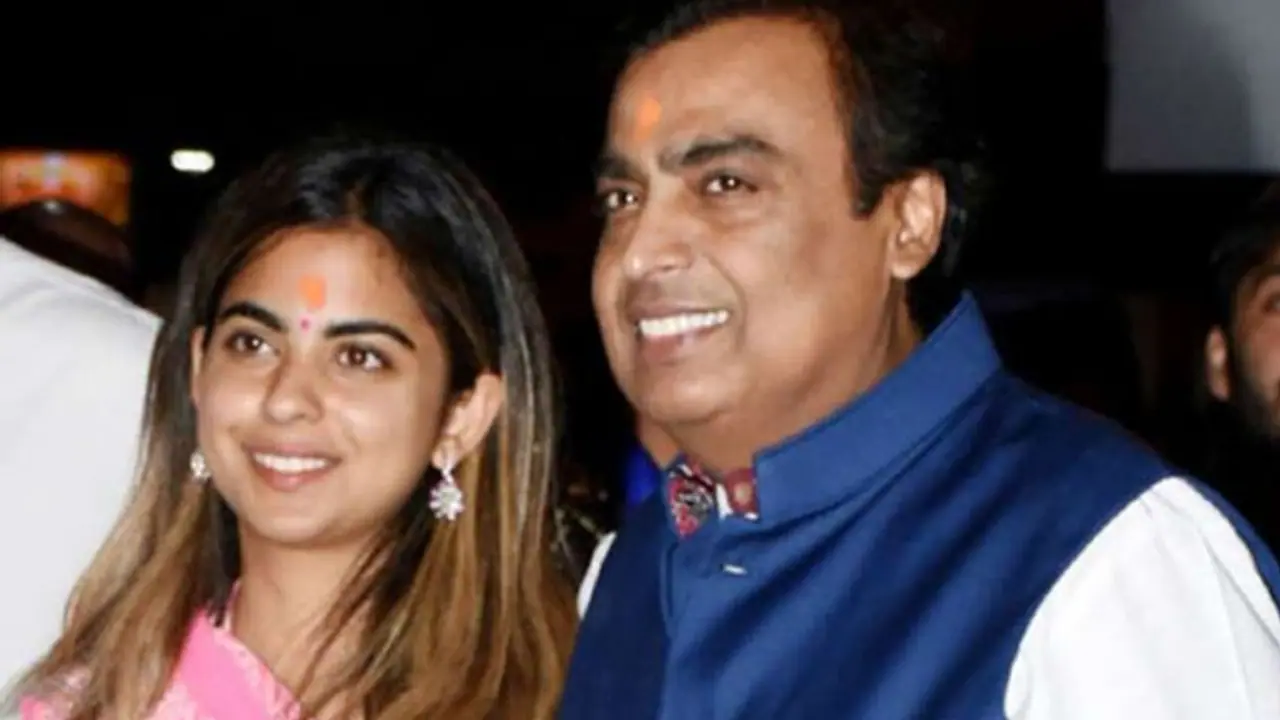 isha ambani: Reliance retail தலைவராகிறார் இஷா அம்பானி: பொறுப்பை ஒப்படைத்தார் முகேஷ் அம்பானி isha ambani: Reliance retail தலைவராகிறார் இஷா அம்பானி: பொறுப்பை ஒப்படைத்தார் முகேஷ் அம்பானி