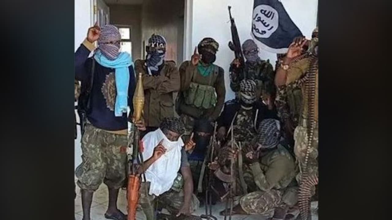 'ভারত হবে মুসলিম রাষ্ট্র' জম্মু কাশ্মীরে ধৃত ইসলামিক স্টেটের চাঁই, বেরোল বিস্ফোরক তথ্য
