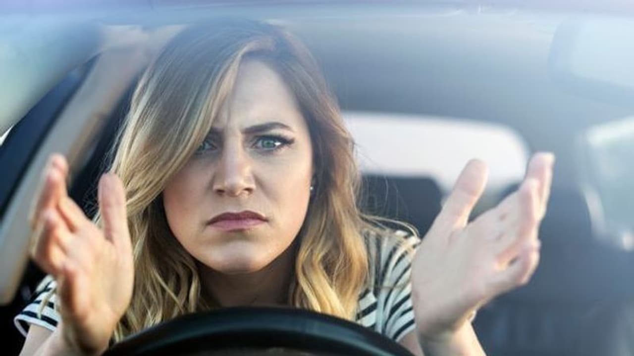 റോംഗ് സൈഡ് ഡ്രൈവിംഗ്, ലൈസന്സ് എന്നേക്കുമായി തെറിക്കും, 10 വര്ഷം ജയിലും! റോംഗ് സൈഡ് ഡ്രൈവിംഗ്, ലൈസന്സ് എന്നേക്കുമായി തെറിക്കും, 10 വര്ഷം ജയിലും!